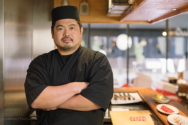 Owner chef with sushi expertise